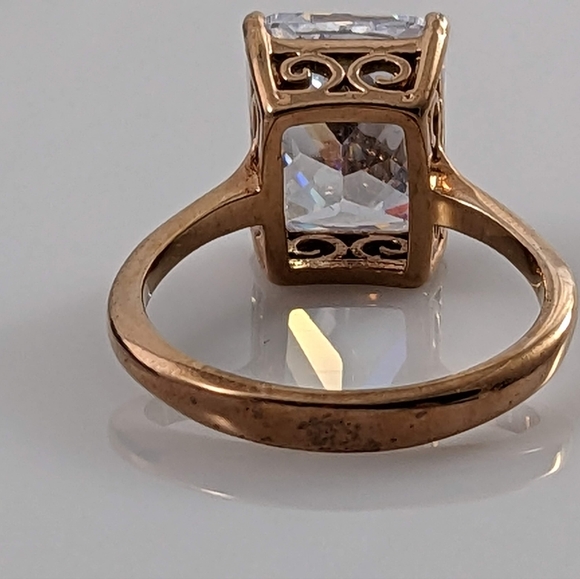 Emerald Cut CZ & Rose Gold ring - Picture 7 of 8